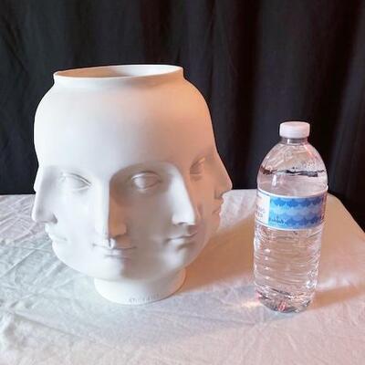 LOT#138D: Contemporary Faces Vase