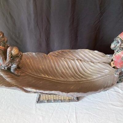 LOT#142D: Monkey DÃ©cor Lot #1