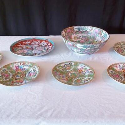 LOT#147D: Famile Rose and Other Lot