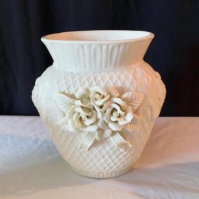 LOT#165L: Assorted Ceramic Lot #1