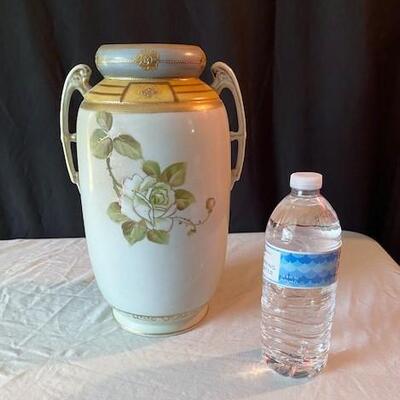 LOT#170L: Imperial Nippon Vase