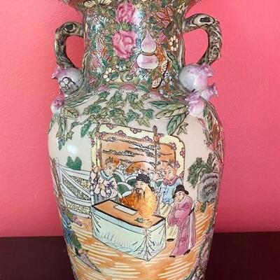 LOT#180L:  Converted Famile Rose Lamp
