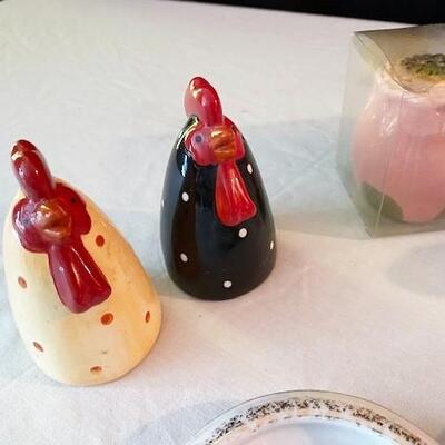 LOT#194L: Assorted Ceramic Lot #3