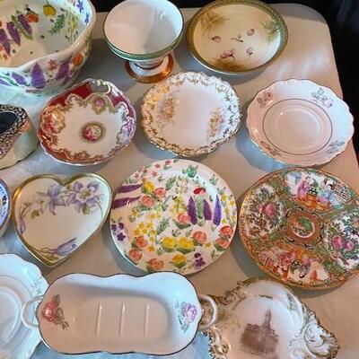 LOT#200L: Assorted Ceramic Lot #4