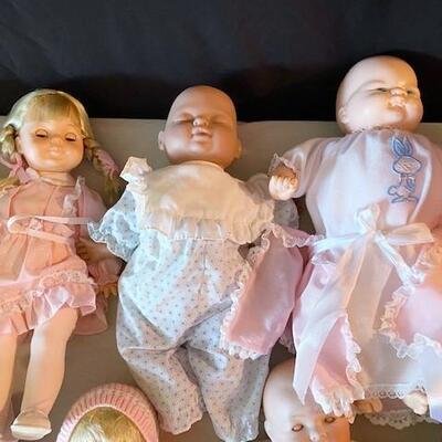 LOT#204L: Doll Lot #4