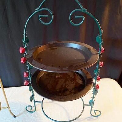 LOT#219L: Tiered Stand Lot