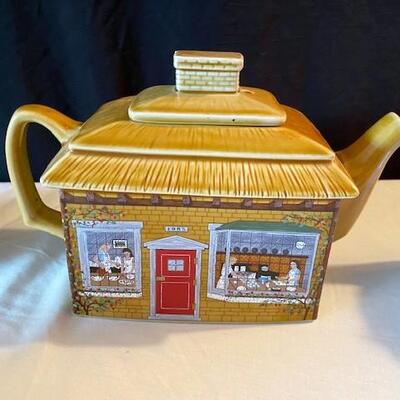LOT#221L: Branded Teapot Lot