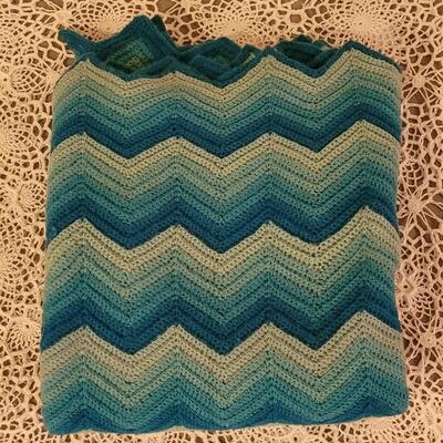 Lot 62: Vintage Afghan Throw  (Blues)