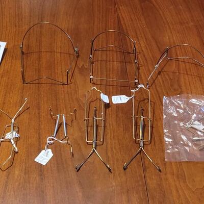 Lot 92: Plate Wall Hangers and Bowl StandsLot