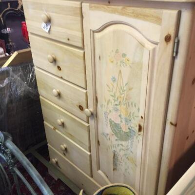Childs Bedroom Set  Pine