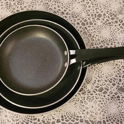 Lot 144: Set of 3 Tramontina Skillets