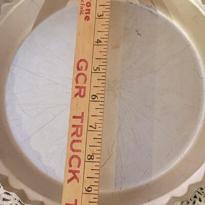 Lot 148: Baking Lot with Silicone Bundt Pan