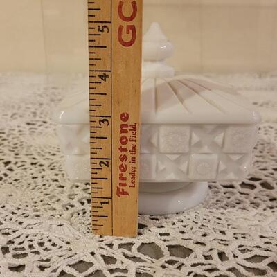Lot 174: Vintage Milk Glass Candy Dish