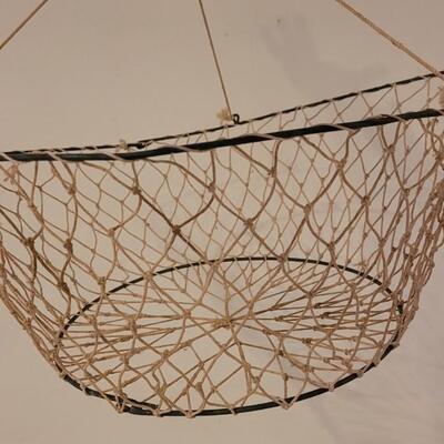 Lot 198: Handmade Crawfish Basket