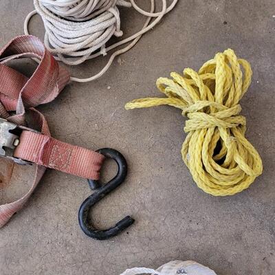 Lot 213: Mixed Lot of Cordage and Tie Down Strap
