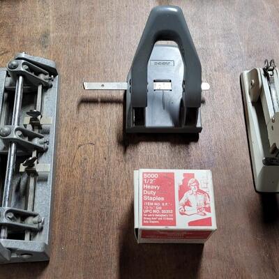 Lot 223: Hole Punches, Stapler and Staples