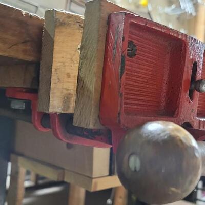 Lot 231: Vintage Wilton Woodworking Bench Vise - Undermount