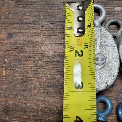 Lot 236: Pulleys Silver & Blue Lot