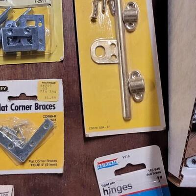 Lot 243: Hardware Lot - most New in Package