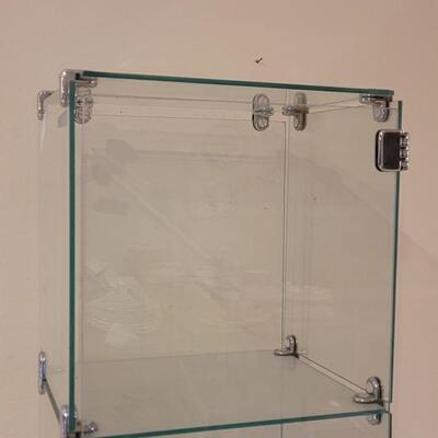 Lot 304: Vintage Glass Display Curio Lockable Cabinet