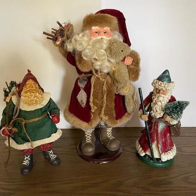 Set of 3 Santas