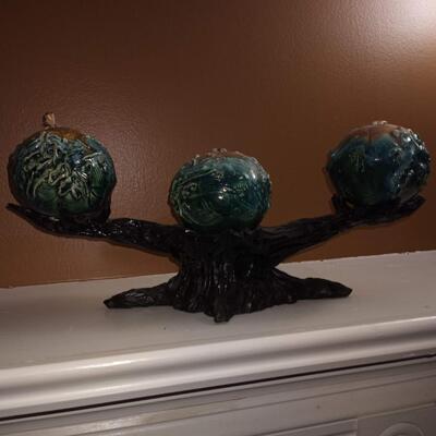 Decor on mantel and hearth