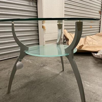 Modern Glass End Table, round