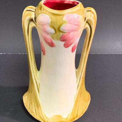 Lot 472: Vintage Pottery