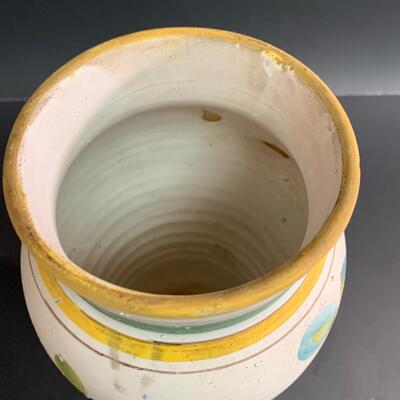 Lot 472: Vintage Pottery