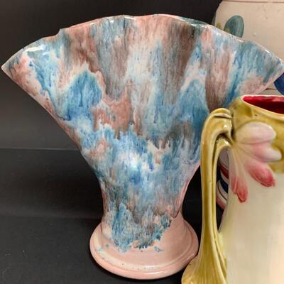 Lot 472: Vintage Pottery