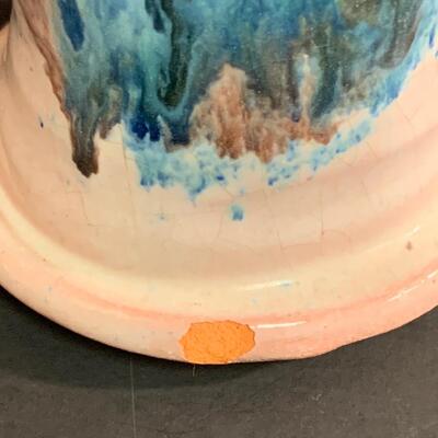 Lot 472: Vintage Pottery