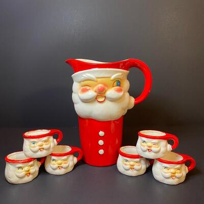 Lot 379: Hard to Find 1960 Howard Holt Vintage Santa Pitcher and Mugs