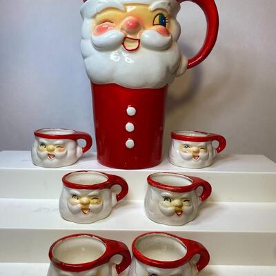 Lot 379: Hard to Find 1960 Howard Holt Vintage Santa Pitcher and Mugs