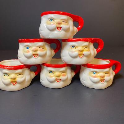Lot 379: Hard to Find 1960 Howard Holt Vintage Santa Pitcher and Mugs