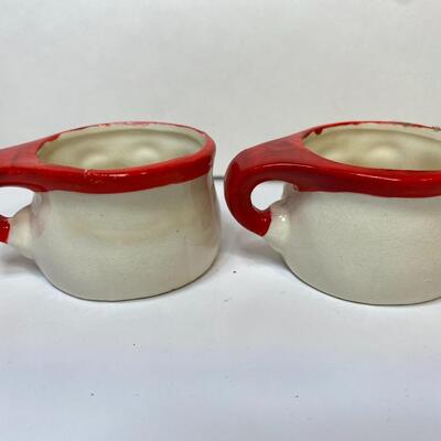 Lot 379: Hard to Find 1960 Howard Holt Vintage Santa Pitcher and Mugs