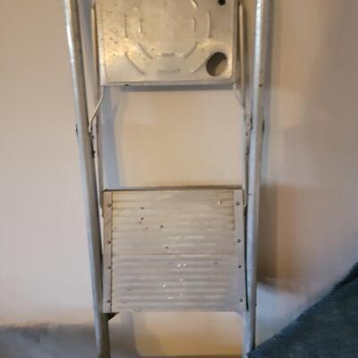 Step ladder