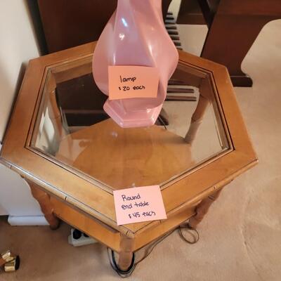 Round end table wooden