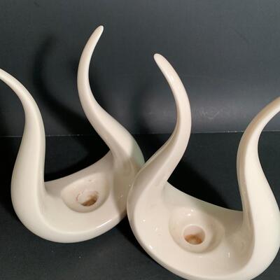 Lot 25: MCM Lenox Tulip Leaf Candlestick Holders, 24k Gold Trimmed Vase & Floral Candy Dish