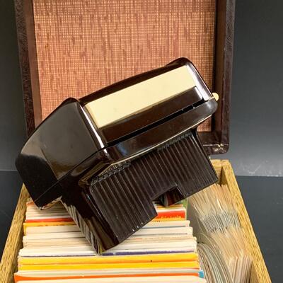 Lot 498: Vintage Sawyer View Master, Reels and More