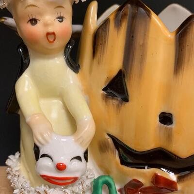 Lot 199: Vintage Halloween: Napco Spaghetti Trim Vase & Flying Witch