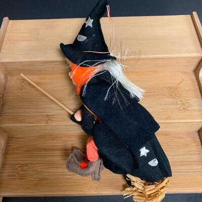 Lot 199: Vintage Halloween: Napco Spaghetti Trim Vase & Flying Witch