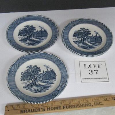 4 Vintage 7" Currier and Ives Plates