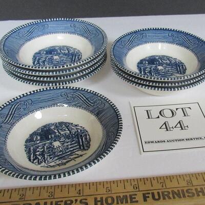 8 Vintage Currier and Ives 5 1/2" Bowls