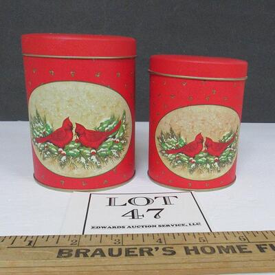 Nice Matching Christmas Cardinal Tins