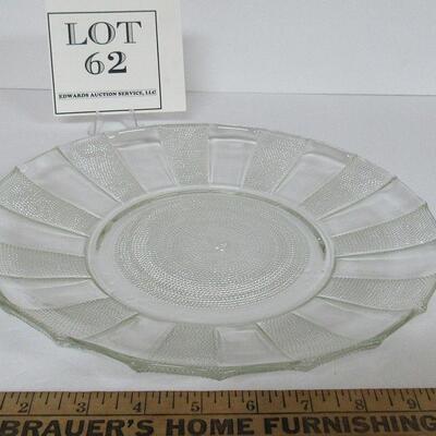 Jeanette Dew Drop Large 11" Round Tray