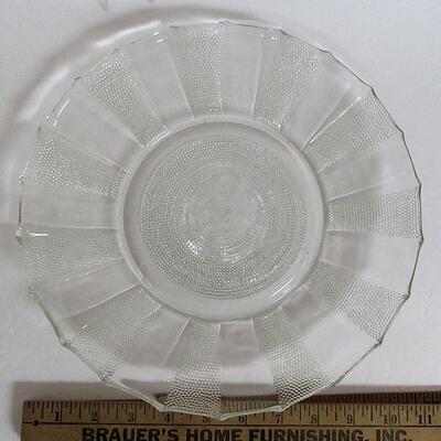 Jeanette Dew Drop Large 11" Round Tray