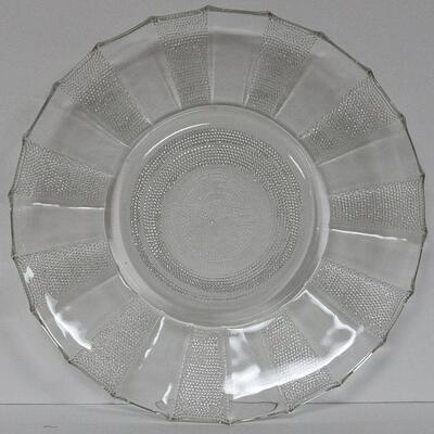 Jeanette Dew Drop Large 11" Round Tray