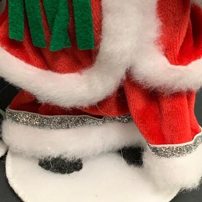 Lot 368 Annalee Dolls: Santa, Elves and More