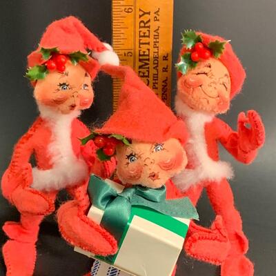 Lot 369 Annalee Dolls: Elves, Snowman and More