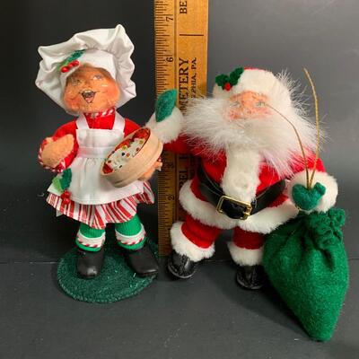 Lot 369 Annalee Dolls: Elves, Snowman and More